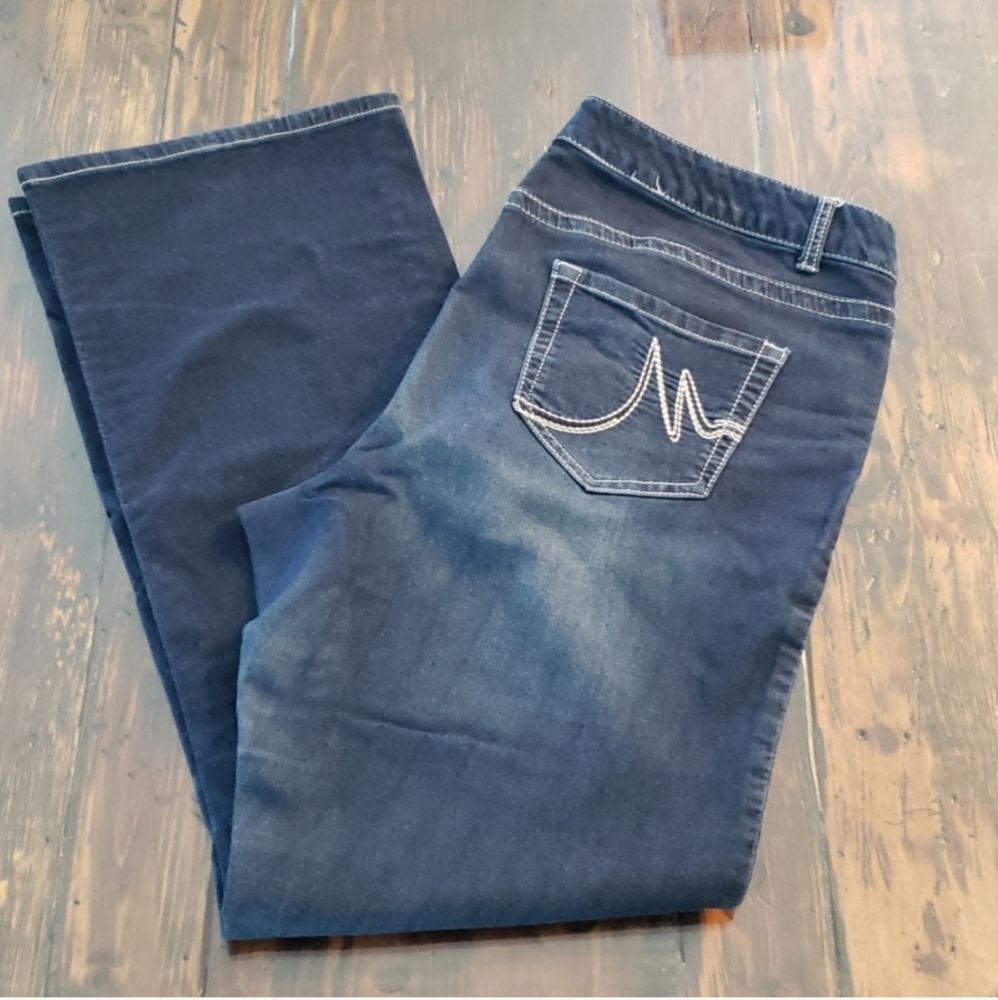 Maurices jeans